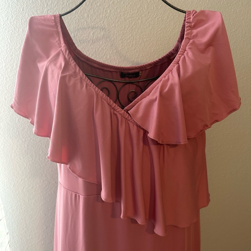 Off-Shoulder Pink Ruffle Bodycon Dress - Picture 2 of 9